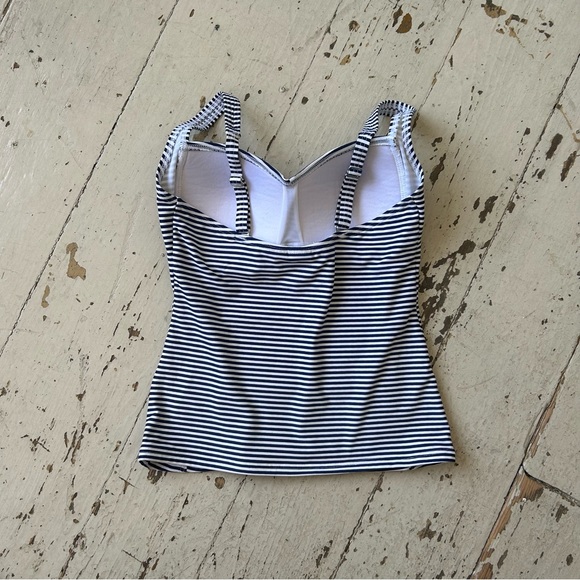 Nip Tuck Sorrento Nautical Stripe Tankini Swim Top Swimsuit - Picture 6 of 10